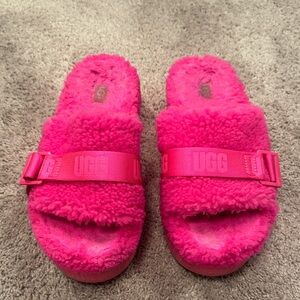 UGG Fremont Shearling Slides - Hot Pink